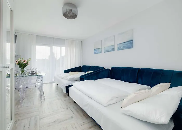 Granatowe Blisko Morza W Międzywodziu Z Umeblowanym Balkonem By Renters * Międzywodzie