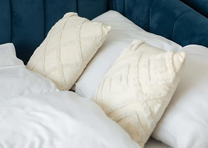 Granatowe Blisko Morza W Międzywodziu Z Umeblowanym Balkonem By Renters *